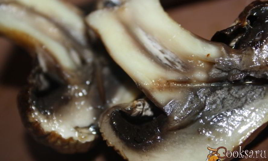 Рецепт шампиньонов с чесночным ароматом на мангале