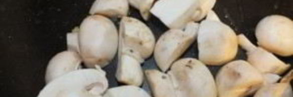 шампиньоны тушеные с овощами