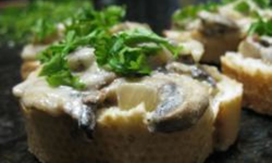 Рецепт шампиньонов в сметанном соусе