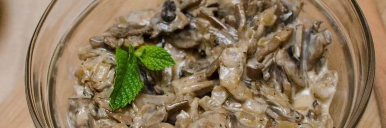 Шампиньоны в вине