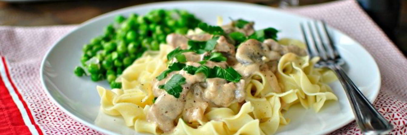 Жареные грибы со сметаной