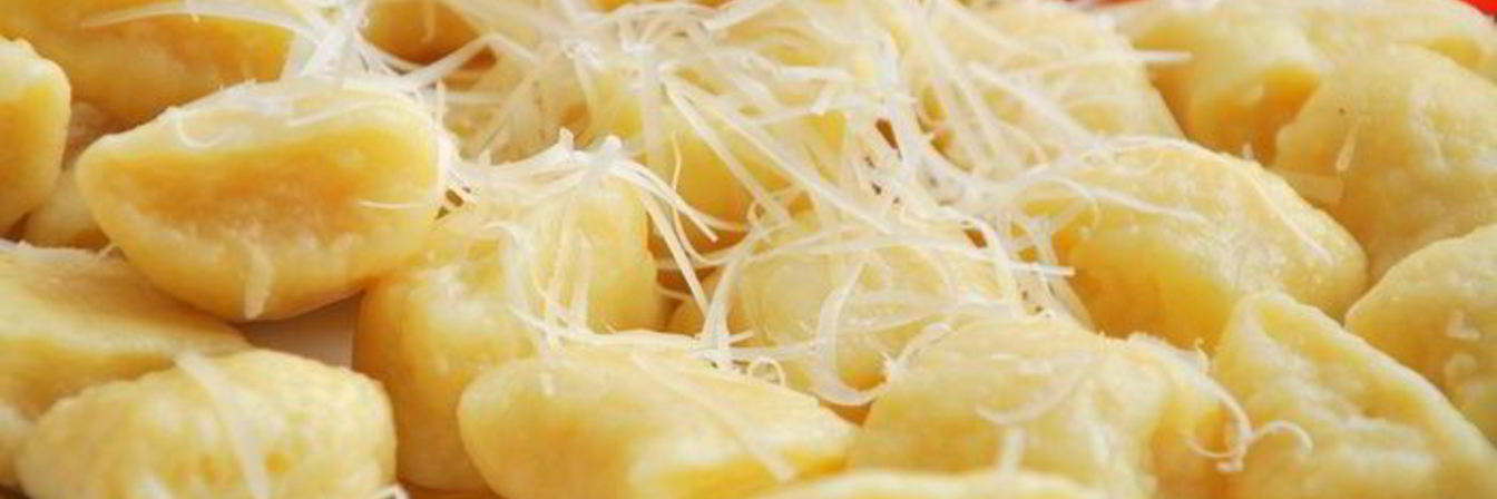 Картофельные ньокки с сыром Джюгас