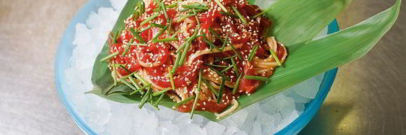 холодная лапша с тунцом