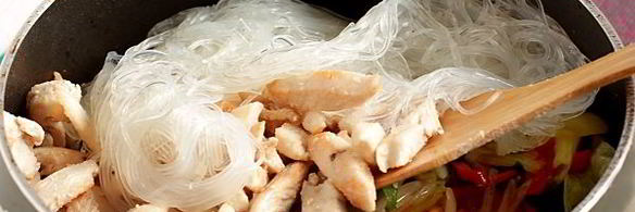 китайская лапша с курицей