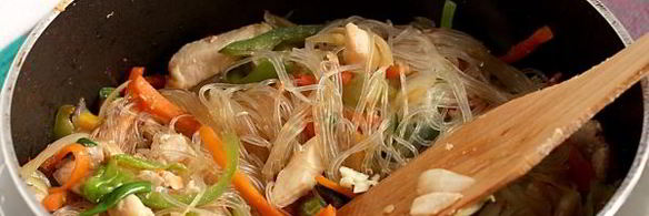 китайская лапша с курицей