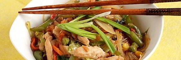 китайская лапша с курицей