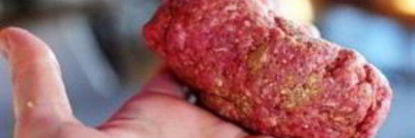 говяжьи котлеты с луком