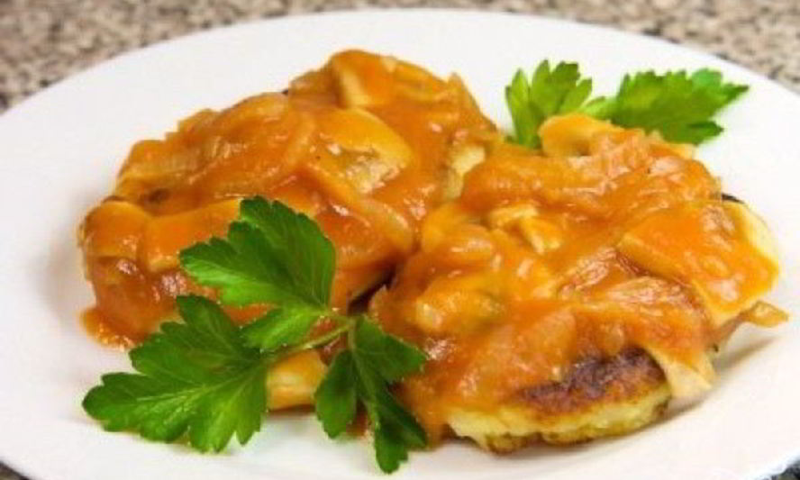 Рецепт картофельных котлет с грибным соусом