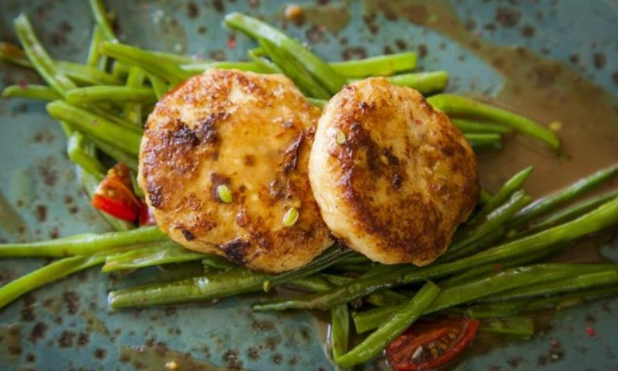 Рецепт котлеты из муксуна с кенийской фасолью