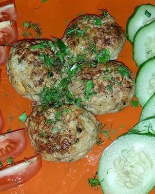 Котлеты из фарша индейки в мультиварке