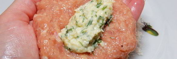 котлеты из курицы с сыром и зеленью