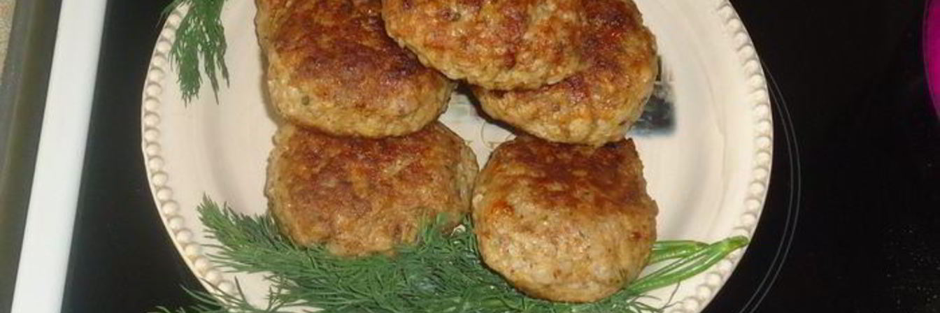 Котлеты куриные с гречкой