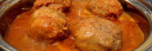 котлеты под соусом