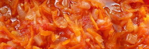 куриные котлетки с кабачком, запеченные с овощами