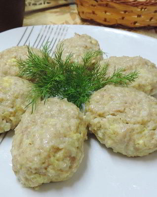 Куриные котлеты с начинкой