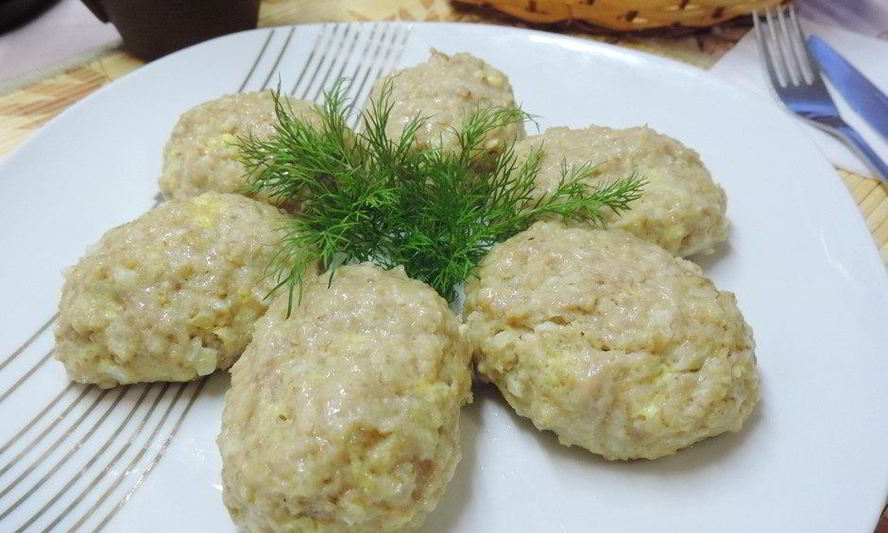 Рецепт куриных котлет с начинкой