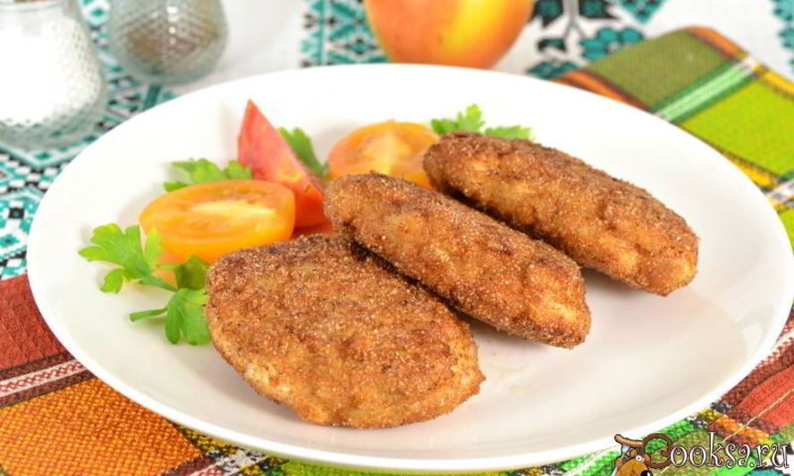 Рецепт куриных котлет с творогом и яблоком