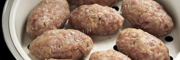 куриные котлеты в пароварке