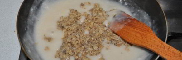 мясные котлеты с грибами и грибным соусом