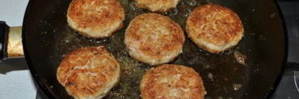 мясные котлеты с грибами и грибным соусом