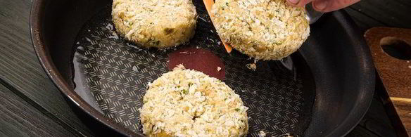 нутовые котлеты новогодние игрушки