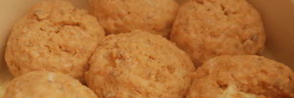 паровые котлеты из лосося с сыром