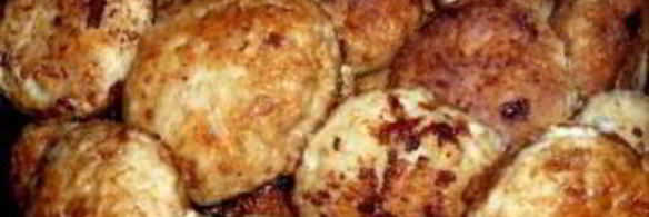 рыбные котлеты из щуки с салом