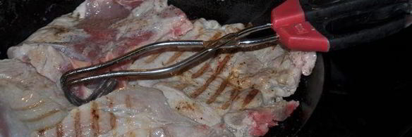 свиные котлеты на косточке с грибами