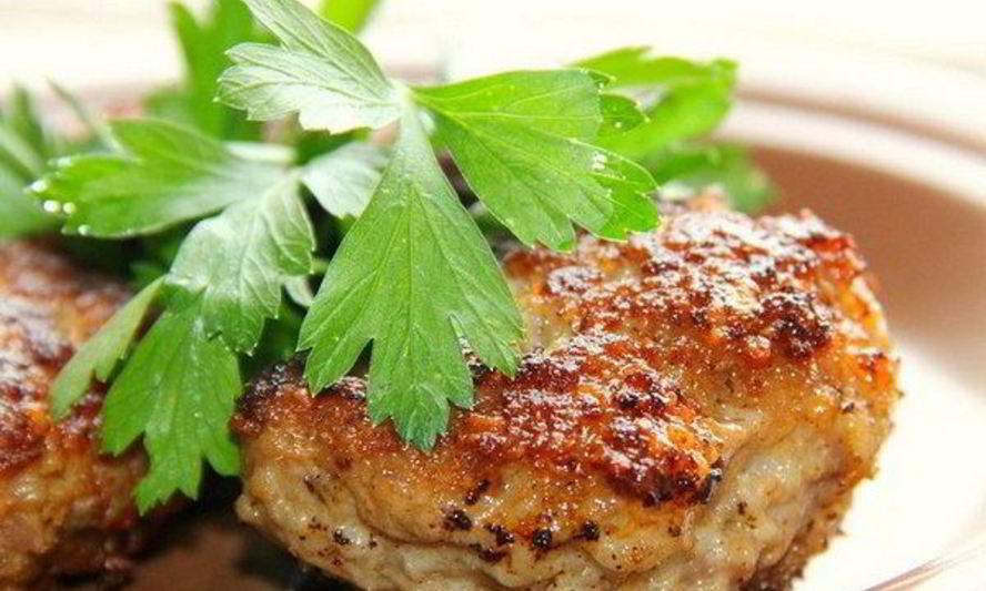 Рецепт вкусных куриных котлеток с овсяными хлопьями