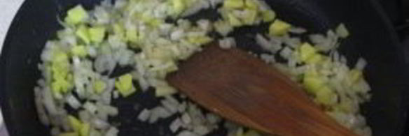 лапша по-сингапурски с креветками