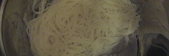 лапша по-тайски с кешью