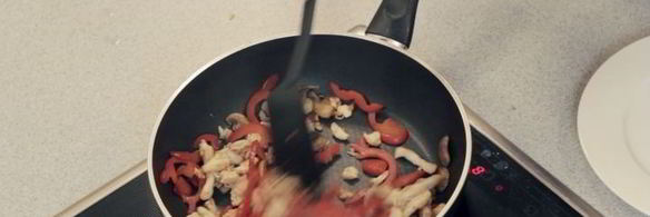 лапша с курицей и овощами