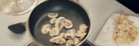 лапша с курицей и овощами