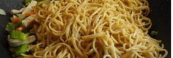 лапша с подливой