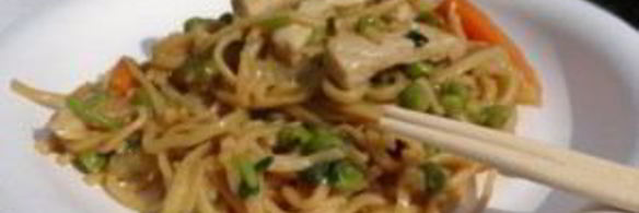 лапша с подливой