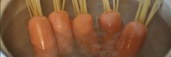 лапша с сосисками