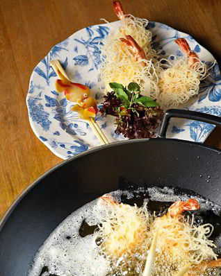 Лапша с тигровыми креветками