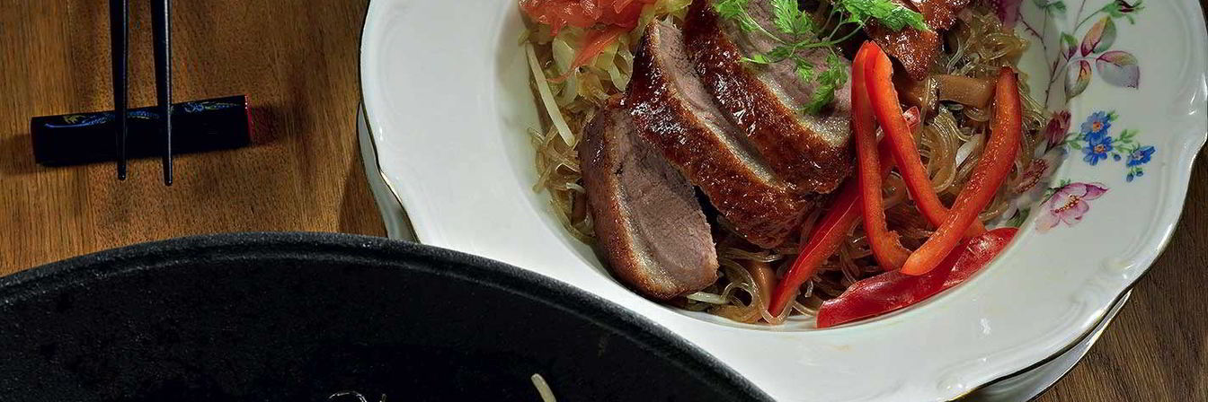 Лапша с утиной грудкой