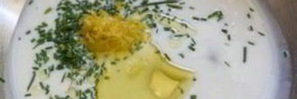 лапша соба с лососем и кресс-салатом