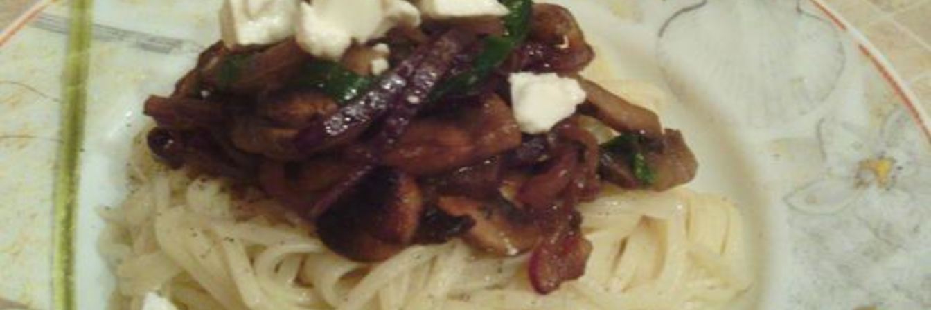 Лапша Удон с грибами шиитаке