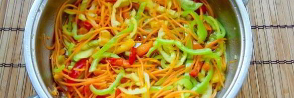 лапша удон с кальмаром и овощами