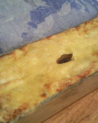 Лазанья с курицей и соусом Бешамель