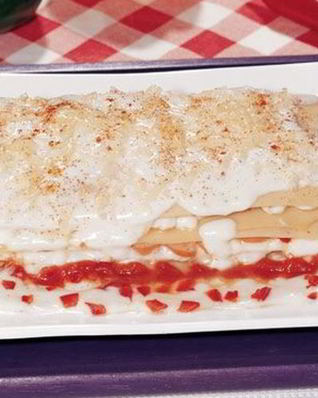 Легкая лазанья с колбасой