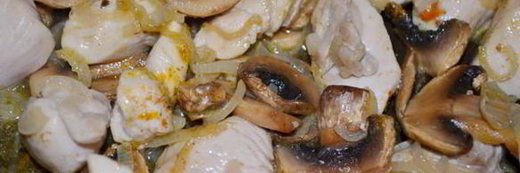 макароны с курицей в сливочном соусе с карри