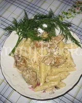 Макароны с курицей