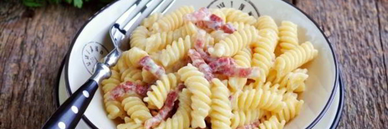 Макароны с соусом карбонара