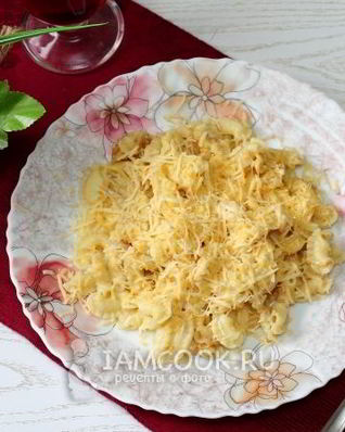 Макароны с сыром и хрустящей крошкой