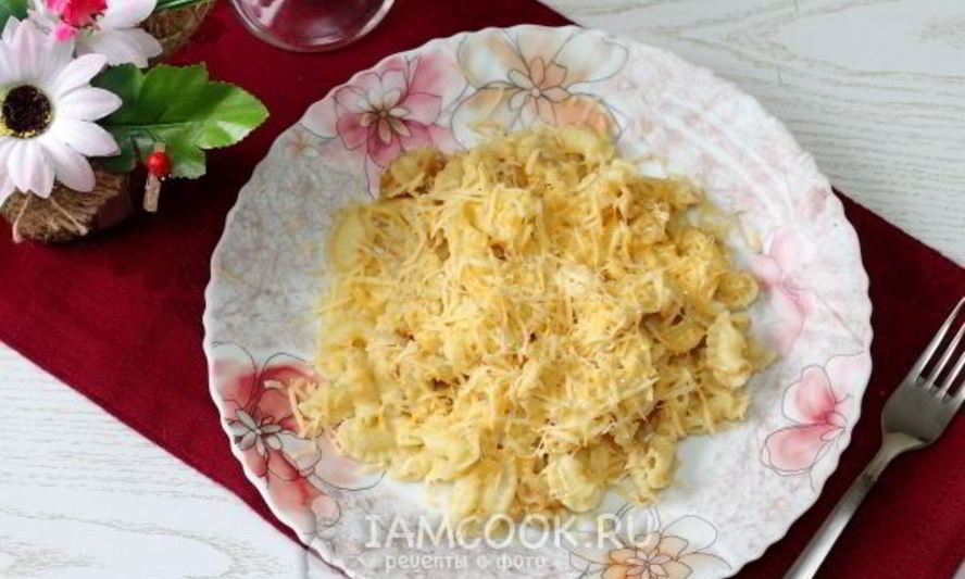 Рецепт макарон с сыром и хрустящей крошкой