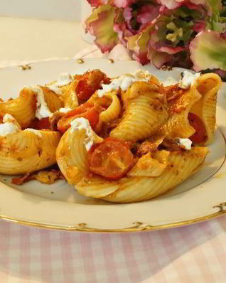 Паста Лумакони Соррентина