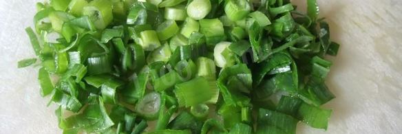 паста с креветками и зеленым луком